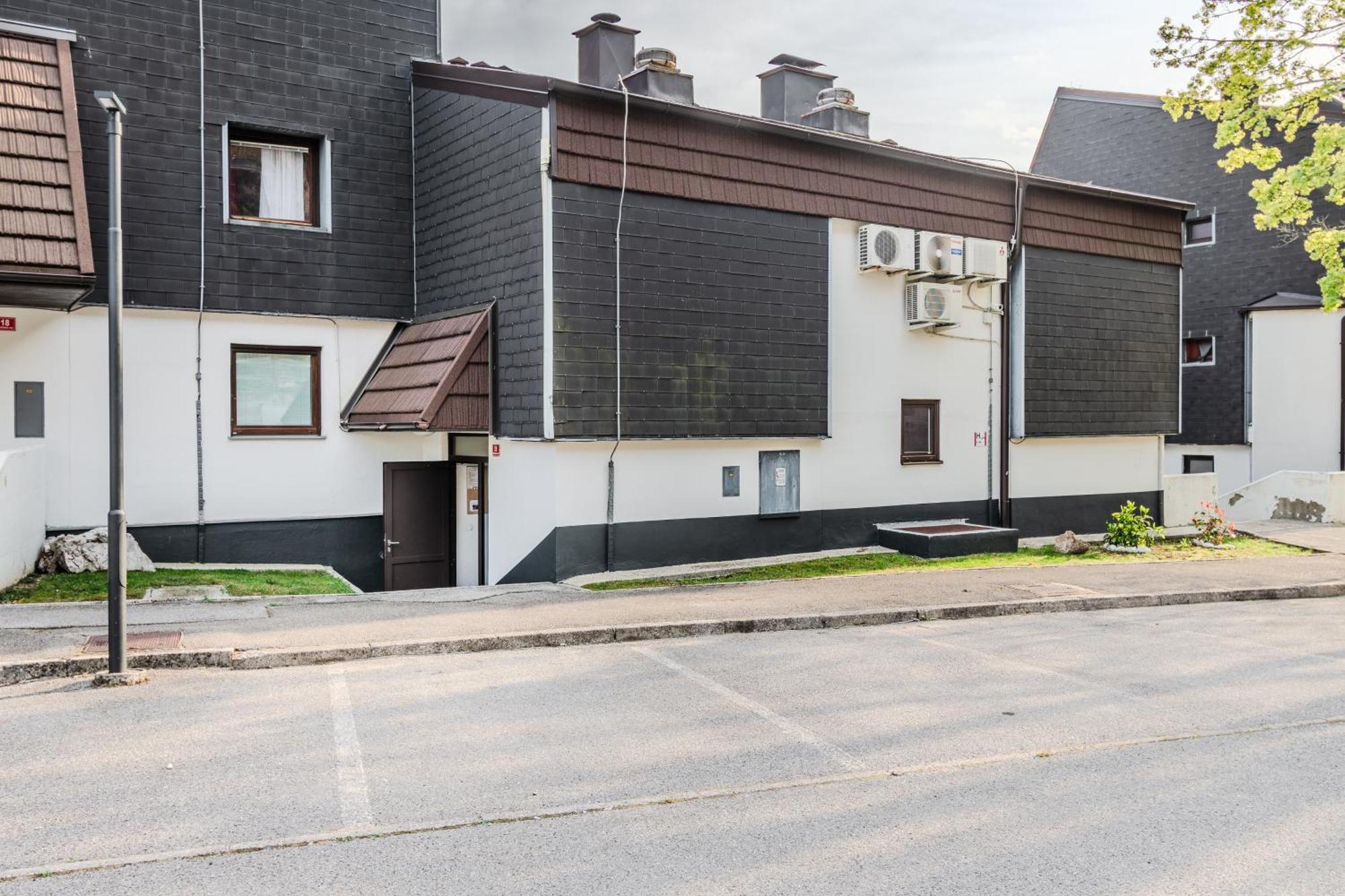 Apartment Mojca Bovec Exteriör bild